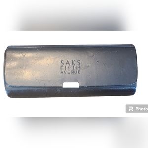 VTG Saks 5th AvenueBlack HardshellGlass Case VelvetInterior SaksFifth Avenue